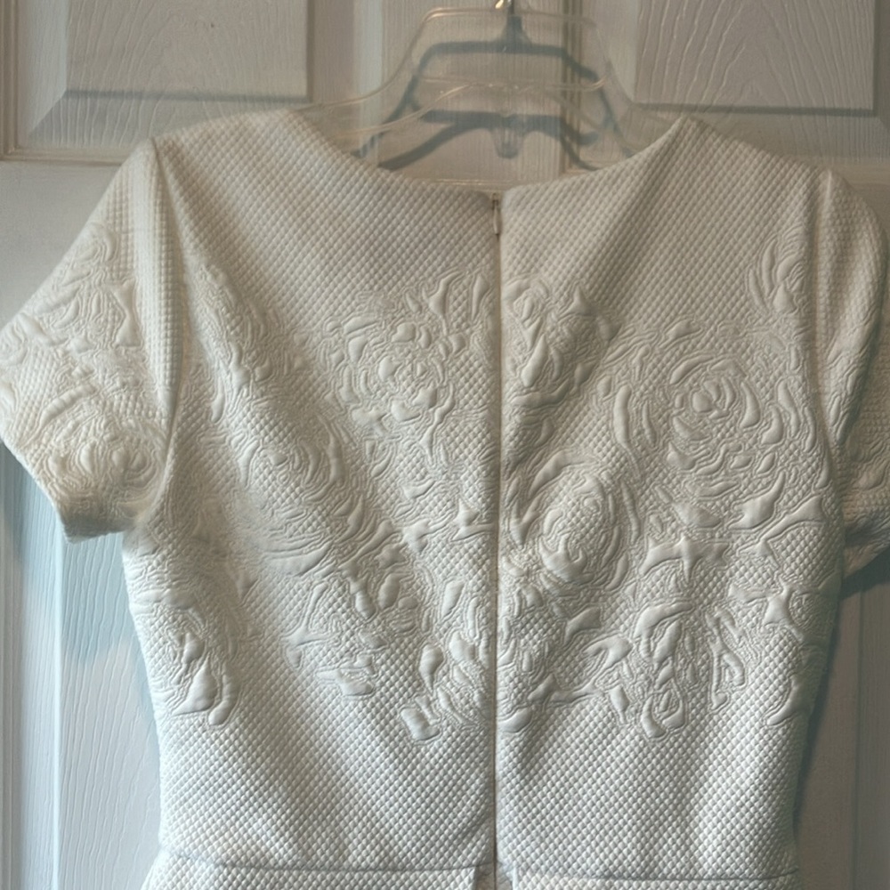 Just...Taylor White Textured Short Sleeve Fit-and-Flare Dress size 10 - Picture 7 of 11